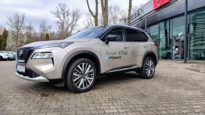 Nissan X-Trail 1,5 213 KM / e-power / Hybryda / Tekna / Pakiet Premium / 4WD / Felgi 20"  4WD 2025R.<br /><small>(Samochód demonstracyjny)</small>