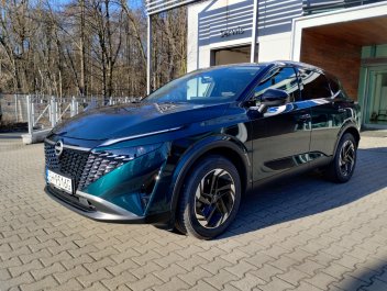 Nissan Qashqai 1,3 158 KM MHEV / Benzyna / Automat / N-connecta / Szklany Dach / 2 WD   R.<br /><small>(Samochód demonstracyjny)</small>