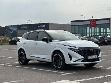 Nissan Qashqai 1.3 DIG-T MHEV 158KM X-Tronic N-Design + BOSE   R.<br /><small>(Samochód demonstracyjny)</small>