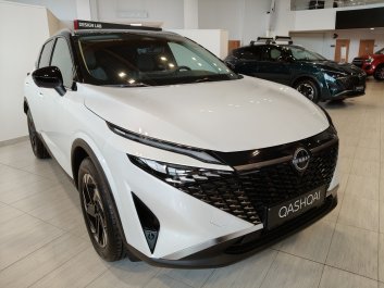 Nissan Qashqai 1.3 158 KM Xtronic N-Connecta   R.
