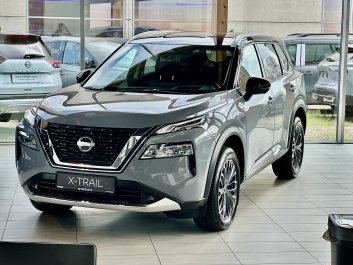 Nissan X-Trail 1.5 VCT-MHEV 163KM Tekna   R.