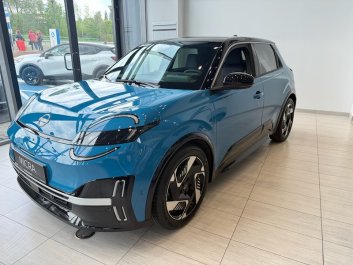 Nissan Micra EVOLVE PLUS, NIEBIESKA TAPICERKA, FELGI 18" SPORT  4WD R.