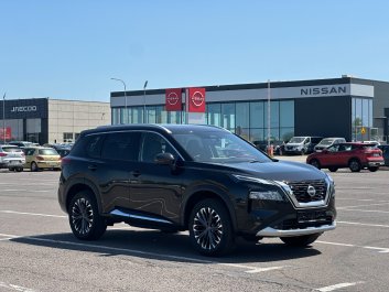 Nissan X-Trail 1.5 VC-T MHEV 163KM X-Tronic Tekna + Bose   2025R.