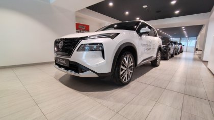 Nissan X-Trail e-POWER / Hybryda / Tekna / Pakiet Premium / Felgi 20" / 4WD / 7 osobowy  4WD R.