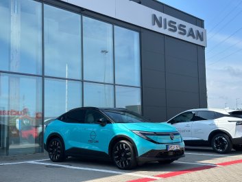 Nissan LEAF 52kwh 177 KM Advance   R.