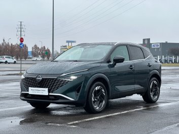 Nissan Qashqai 1.3 MHEV 158KM X-Tronic 2WD N-Connecta Czarny dach   R.<br /><small>(Samochód używany)</small>