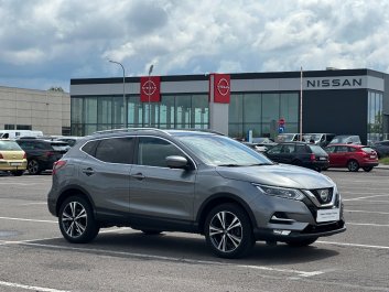 Nissan Qashqai 1.6 DIG-T 163 KM N-Connecta + Pakiet Zimowy + Pakiet Stylistyczny  R.<br /><small>(Samochód używany)</small>