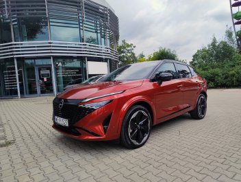 Nissan Qashqai 1.5 E-Power 190KM / Benzyna / Automat / N-Design / 2WD   2025R.<br /><small>(Samochód używany)</small>
