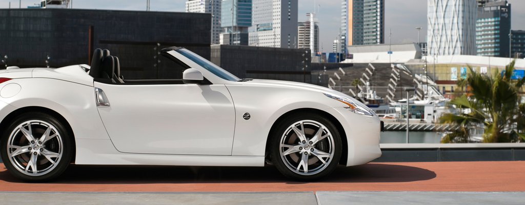 Nissan_roadster2_1250x400.jpg